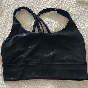 Lululemon shiny sports bra NEW 🖤